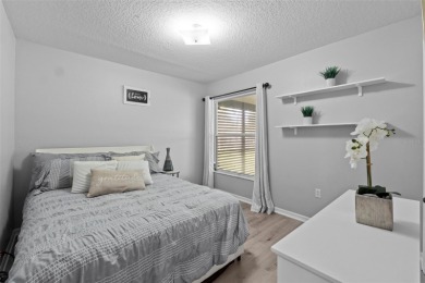 SELLERS ARE NOW PAYING OFF THE SOLAR PANELS AT CLOSING! SOLAR on Glen Abbey Golf Club in Florida - for sale on GolfHomes.com, golf home, golf lot