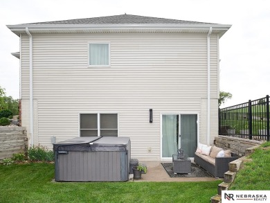 Jill Karloff, M: , jkarloff,   - Contract Pending. This on Lake Ridge Country Club in Nebraska - for sale on GolfHomes.com, golf home, golf lot