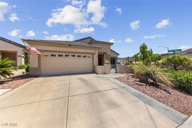 Located in Sun City MacDonald Ranch, this popular single-story on Desert Willow Golf Course in Nevada - for sale on GolfHomes.com, golf home, golf lot