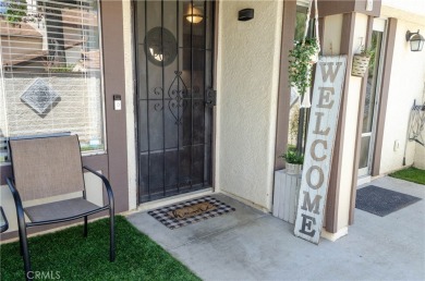 Location, Location. This Vista Valencia Townhome is conveniently on Vista Valencia Golf Course in California - for sale on GolfHomes.com, golf home, golf lot