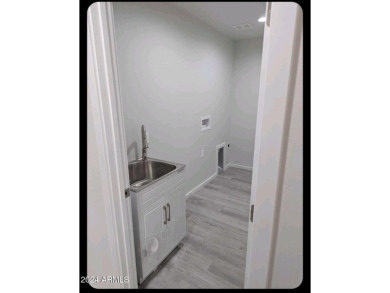 OWNER WILLING TO GIVE 3% CONCESSIONS!
Custom built home with no on Gold Canyon Golf Resort - Sidewinder in Arizona - for sale on GolfHomes.com, golf home, golf lot
