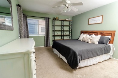 Location, Location. This Vista Valencia Townhome is conveniently on Vista Valencia Golf Course in California - for sale on GolfHomes.com, golf home, golf lot