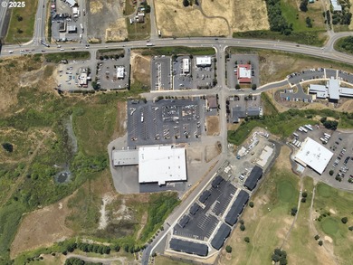 Prime Commercial Development Opportunity in Sutherlin's on Oak Hills Golf Club / Umpqua Golf Resort in Oregon - for sale on GolfHomes.com, golf home, golf lot