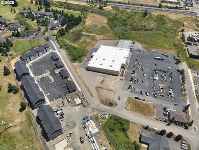 Prime Commercial Development Opportunity in Sutherlin's on Oak Hills Golf Club / Umpqua Golf Resort in Oregon - for sale on GolfHomes.com, golf home, golf lot