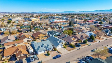 Welcome home to comfort, style, and a fantastic central Kingman on Cerbat Cliffs Golf Course in Arizona - for sale on GolfHomes.com, golf home, golf lot
