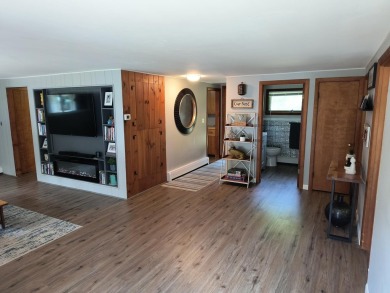 LOCATION!  Comfortable ranch style home in a private tree lined on Bretwood Golf Course in New Hampshire - for sale on GolfHomes.com, golf home, golf lot