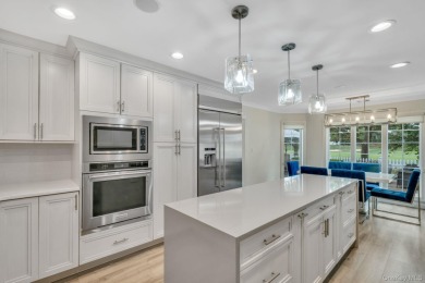 Your search is over...Here's a fabulous St. Andrews (end unit) on Hamlet Golf and Country Club in New York - for sale on GolfHomes.com, golf home, golf lot