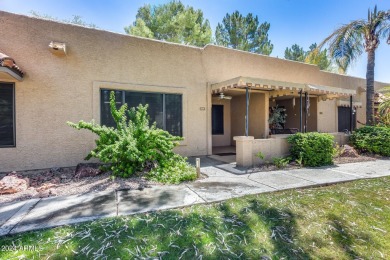 UPDATED 2/2 Split Bedroom w/Private Bath In Each Bedroom! on Sun Village Golf Course in Arizona - for sale on GolfHomes.com, golf home, golf lot