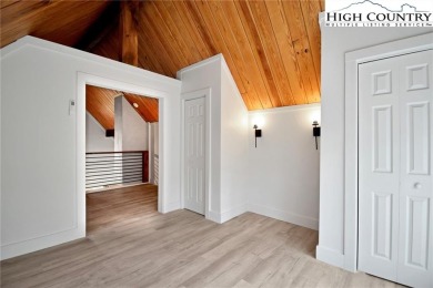 TOTAL RENOVATION A-FRAME ON BEECH MOUNTAIN. This cute 3 bedroom on Beech Mountain Club in North Carolina - for sale on GolfHomes.com, golf home, golf lot
