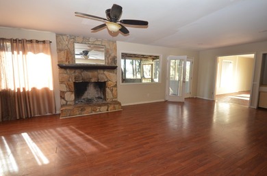 Investor Special! This ranch-style home is perfectly situated in on Francis Lake Golf Club in Georgia - for sale on GolfHomes.com, golf home, golf lot