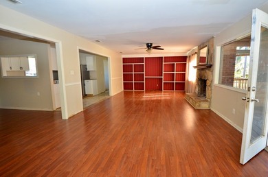 Investor Special! This ranch-style home is perfectly situated in on Francis Lake Golf Club in Georgia - for sale on GolfHomes.com, golf home, golf lot