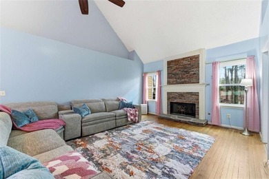 Move-In Ready Split-Level in Creekside Golf & Country Club! on Creekside Golf and Country Club in Georgia - for sale on GolfHomes.com, golf home, golf lot