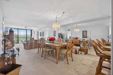 TOTALLY TURNKEY 4TH FLOOR PENTHOUSE, 2 BEDROOM/2 BATH CONDO WITH on Bear Lakes Country Club in Florida - for sale on GolfHomes.com, golf home, golf lot