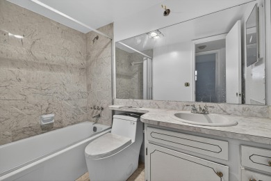 Investor / Handyman Special! Fantastic opportunity in Hollybrook on Hollybrook Golf and Tennis Club  in Florida - for sale on GolfHomes.com, golf home, golf lot