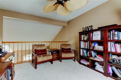 Welcome home to this beautifully maintained 3-bedroom, 2.5-bath on Countryway Golf Course in Florida - for sale on GolfHomes.com, golf home, golf lot