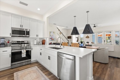 ***ACTIVE MEMBERSHIP AVAILABLE*** MUST SEE HOME!!! Located in on Reunion Resort Golf Course in Florida - for sale on GolfHomes.com, golf home, golf lot