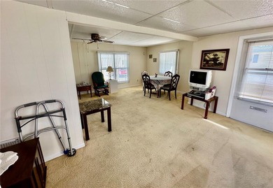Don't miss this affordable priced 2bd 1 bath popular Golden Gate on Mainlands Golf Club in Florida - for sale on GolfHomes.com, golf home, golf lot