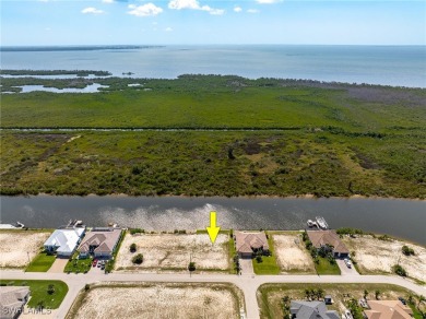 DIRECT SAILBOAT GULF ACCESS -- NO BRIDGES -- NO REAR NEIGHBORS on Burnt Store Golf Club in Florida - for sale on GolfHomes.com, golf home, golf lot
