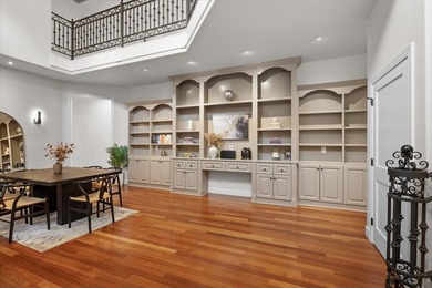 Estate Living on Rogue Valley Country Club. Extensively updated on  in Oregon - for sale on GolfHomes.com, golf home, golf lot