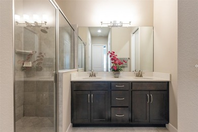 One or more photo(s) has been virtually staged. Welcome to on Plantation Bay Golf and Country Club in Florida - for sale on GolfHomes.com, golf home, golf lot