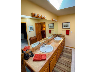 Single-level living at Riverside! This impeccably maintained on Riverside Country Club in Montana - for sale on GolfHomes.com, golf home, golf lot