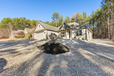 7 Arturo Lane is a beautifully crafted all-brick home nestled on on Granada Golf Course in Arkansas - for sale on GolfHomes.com, golf home, golf lot