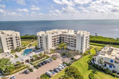 A Must-See Full View of Sarasota Bay!

Welcome to 2016 on Longboat Key Golf Club Resort in Florida - for sale on GolfHomes.com, golf home, golf lot