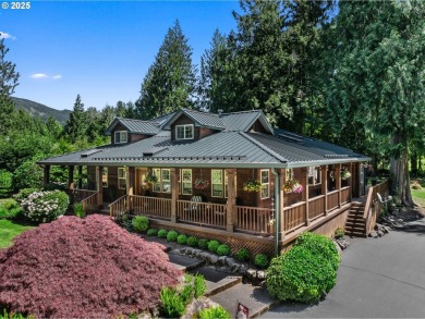 Welcome to your dream home! This gorgeous 3-bedroom, 3-bathroom on The Resort at the Mountain in Oregon - for sale on GolfHomes.com, golf home, golf lot