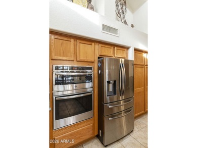 Great 2BR, 2BA plus den Bellagio model on the golf course in the on Oakwood Golf Club  in Arizona - for sale on GolfHomes.com, golf home, golf lot