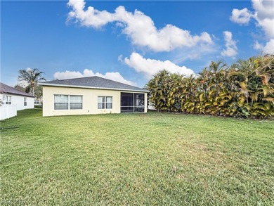 Welcome to Cypress Cay at Gateway! This well-maintained on Gateway Golf and Country Club in Florida - for sale on GolfHomes.com, golf home, golf lot