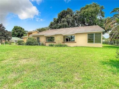 Do you want maintenance free living ? This property is as close on Meadow Oaks Golf and Country Club in Florida - for sale on GolfHomes.com, golf home, golf lot