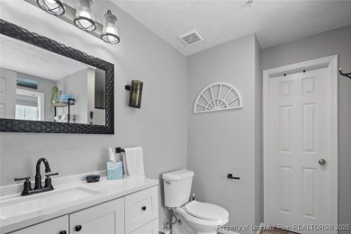 Beautiful updated condo at King's Grant Condominium; located in on Kings Grant Golf and Country Club in North Carolina - for sale on GolfHomes.com, golf home, golf lot