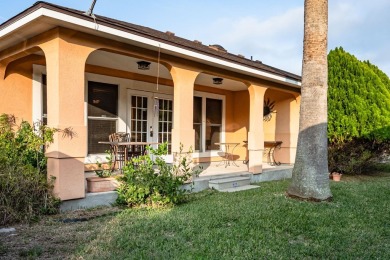 Nestled in the desirable Rockport Country Club, this 2-bedroom on Rockport Country Club in Texas - for sale on GolfHomes.com, golf home, golf lot