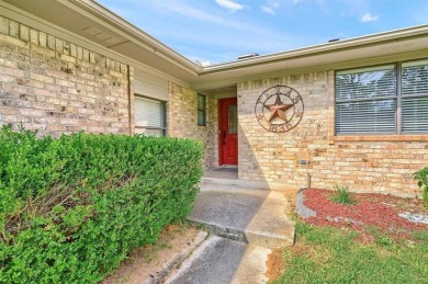 This great home is located just a quick walk or golf cart ride on Lake Kiowa Golf Course in Texas - for sale on GolfHomes.com, golf home, golf lot