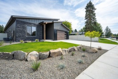 MOVE IN READY! Step into a recently completed brand-new home on Avondale Golf and Tennis Club in Idaho - for sale on GolfHomes.com, golf home, golf lot