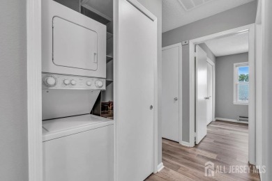 Second Floor 2 bedroom one bath unit with Gorgeous Kitchen and on Rossmoor Golf Club in New Jersey - for sale on GolfHomes.com, golf home, golf lot