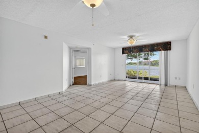 ** PRICE ADJUSTMENT ** MOTIVATED SELLER** LAkefront living on Flamingo Lakes Country Club in Florida - for sale on GolfHomes.com, golf home, golf lot