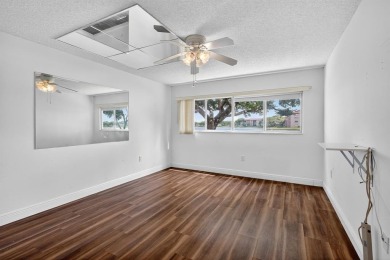 ** PRICE ADJUSTMENT ** MOTIVATED SELLER** LAkefront living on Flamingo Lakes Country Club in Florida - for sale on GolfHomes.com, golf home, golf lot