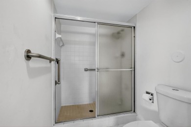 ** PRICE ADJUSTMENT ** MOTIVATED SELLER** LAkefront living on Flamingo Lakes Country Club in Florida - for sale on GolfHomes.com, golf home, golf lot