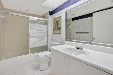 ** PRICE ADJUSTMENT ** MOTIVATED SELLER** LAkefront living on Flamingo Lakes Country Club in Florida - for sale on GolfHomes.com, golf home, golf lot