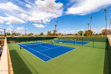 DON'T MISS OUT!  This beautiful golf course home, 2 bedrooms/ 1 on Stardust Golf Course in Arizona - for sale on GolfHomes.com, golf home, golf lot