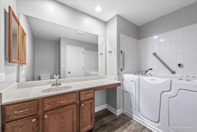 LOCATION * CONDITION * PRICE - This One Has It All!  Welcome to on Glendale Lakes Golf Club in Illinois - for sale on GolfHomes.com, golf home, golf lot