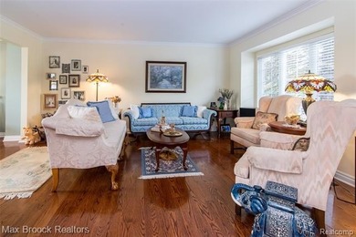 Meticulously maintained & tastefully updated 4 Bedroom / 2.5 on Beacon Hill Golf Club in Michigan - for sale on GolfHomes.com, golf home, golf lot