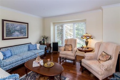 Meticulously maintained & tastefully updated 4 Bedroom / 2.5 on Beacon Hill Golf Club in Michigan - for sale on GolfHomes.com, golf home, golf lot
