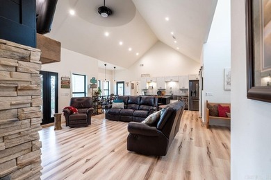 Welcome to the market this beautifully designed, newly built on Thunderbird Country Club in Arkansas - for sale on GolfHomes.com, golf home, golf lot