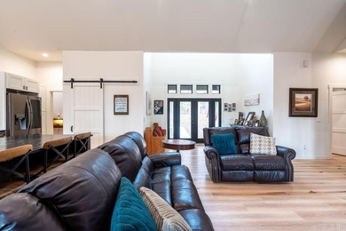 Welcome to the market this beautifully designed, newly built on Thunderbird Country Club in Arkansas - for sale on GolfHomes.com, golf home, golf lot