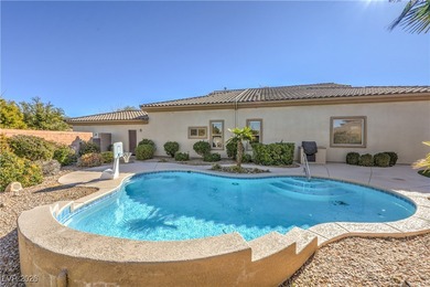 Beautiful 1 story Overture model on a premium lot overlooking on Anthem Country Club in Nevada - for sale on GolfHomes.com, golf home, golf lot