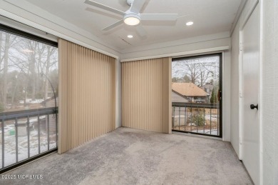 ADULT COMMUNITY Turn key 2 bedroom/1 bath, Upper Level, Navesink on Shadow Lake Village in New Jersey - for sale on GolfHomes.com, golf home, golf lot