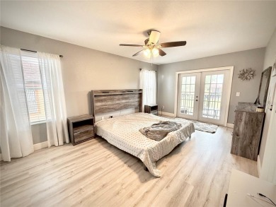 Turnkey  Fully REDONE  FURNISHED corner unit! This beautifully on Highlands Reserve Golf Club in Florida - for sale on GolfHomes.com, golf home, golf lot