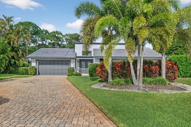 Enjoy the enchantment of the great outdoors.   This beautiful on  in Florida - for sale on GolfHomes.com, golf home, golf lot